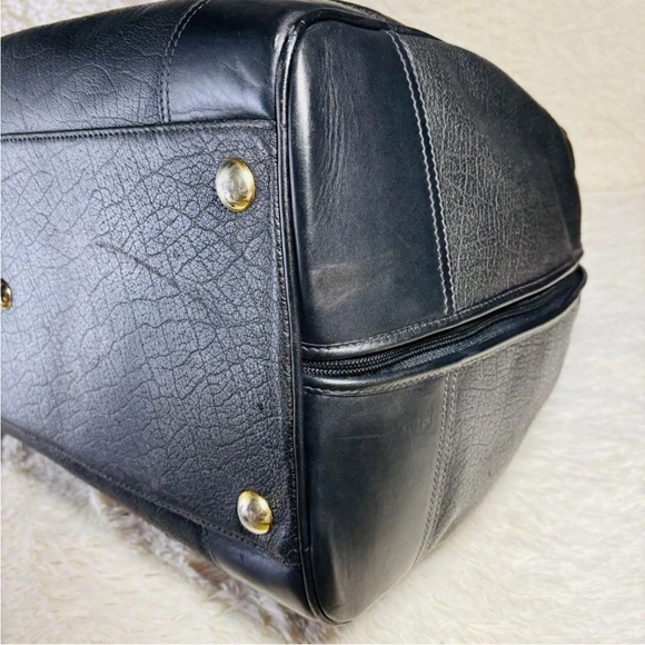 Gucci Black Leather Duffel Bag with Gold Accents - Picture 15 of 16